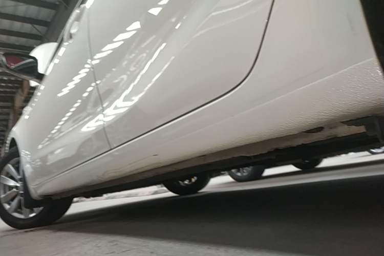 Used Kia K3 2015 1.6L Automatic GL Left Side Sill