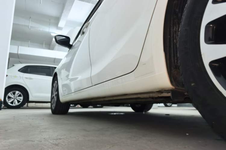 Used Kia K3 2015 1.6L Automatic GLS Left Side Sill