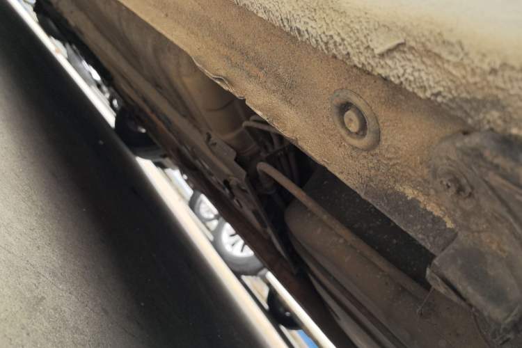 Used Kia K3 2015 1.6L Manual GL Left Side Sill