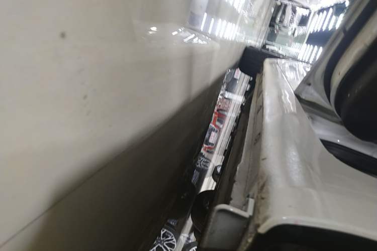Used Kia K3 2015 1.6L Automatic DLX Left Side Sill