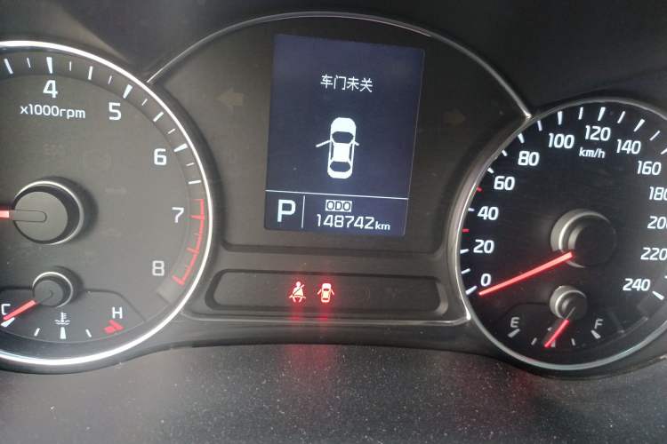 Used Kia K3 2015 1.6L Automatic GL Odometer Close Up