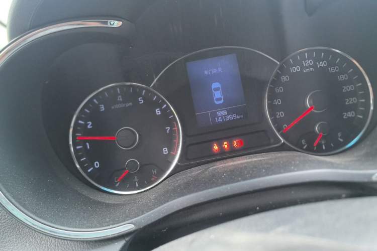 Used Kia K3 2015 1.6L Manual GL Odometer Close Up
