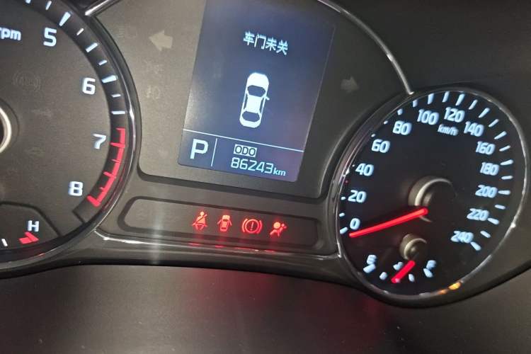Used Kia K3 2015 1.6L Automatic GLS Odometer Close Up
