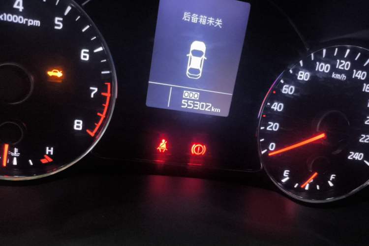 Used Kia K3 2015 1.6L Manual GL Odometer Close Up