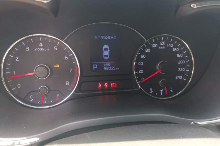 Used Kia K3 2015 1.6L Automatic GLS Odometer Close Up