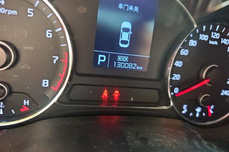 Used Kia K3 2015 1.6L Automatic GLS Odometer Close Up