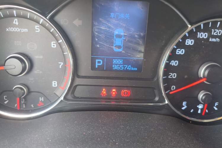 Used Kia K3 2015 1.6L Automatic DLX Odometer Close Up