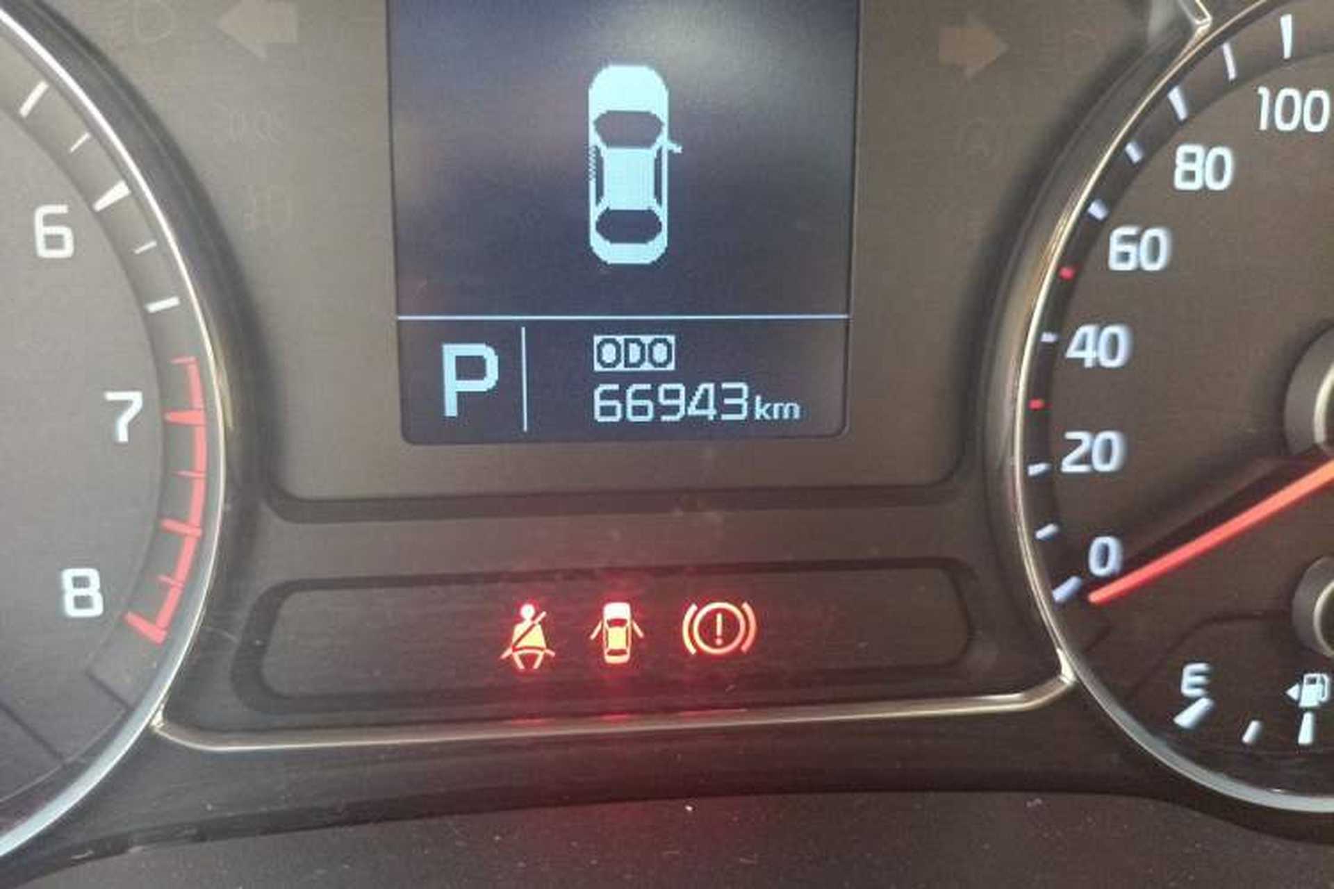 Used Kia K3 2015 1.6L Automatic GLS Odometer Close Up