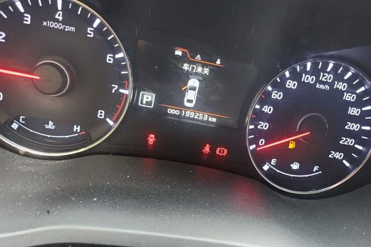 Used Kia K3 2015 1.6L Automatic GLS Odometer Close Up