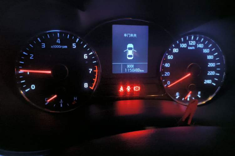 Used Kia K3 2015 1.6L Manual GLS Odometer Close Up
