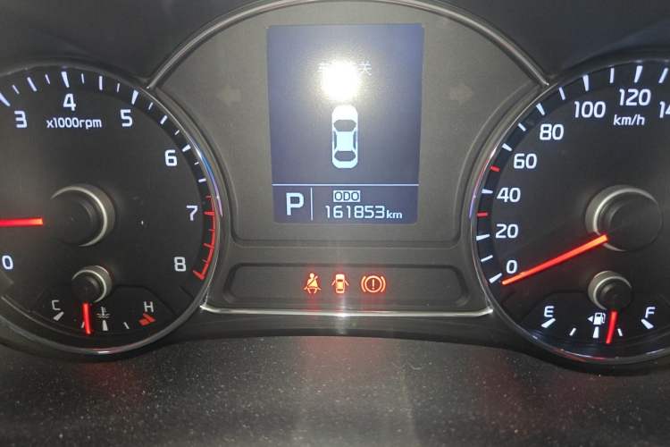 Used Kia K3 2015 1.6L Automatic GLS Odometer Close Up