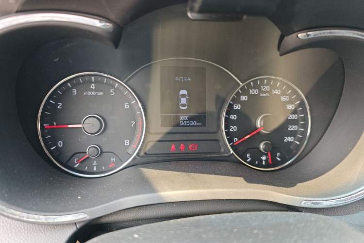 Used Kia K3 2015 1.6L Manual GL Odometer Close Up