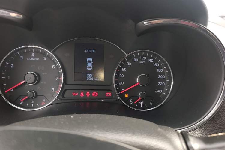 Used Kia K3 2015 1.6L Manual GLS Odometer Close Up