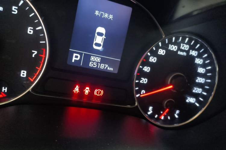 Used Kia K3 2015 1.6L Automatic GLS Odometer Close Up