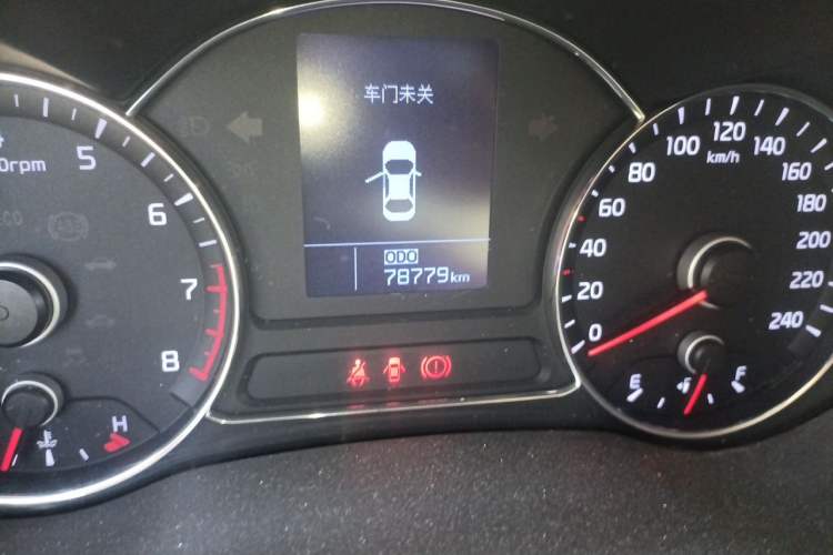 Used Kia K3 2015 1.6L Manual GL Odometer Close Up