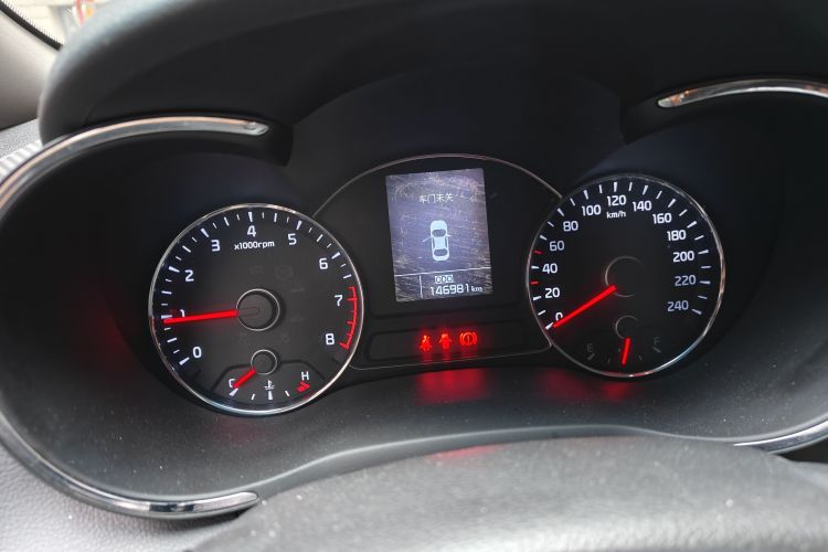 Used Kia K3 2015 1.6L Manual GL Odometer Close Up