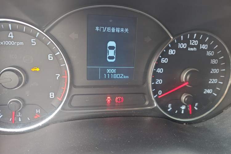 Used Kia K3 2015 1.6L Manual GLS Odometer Close Up