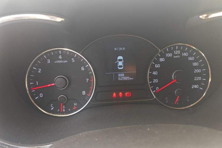 Used Kia K3 2015 1.6L Manual GLS Odometer Close Up
