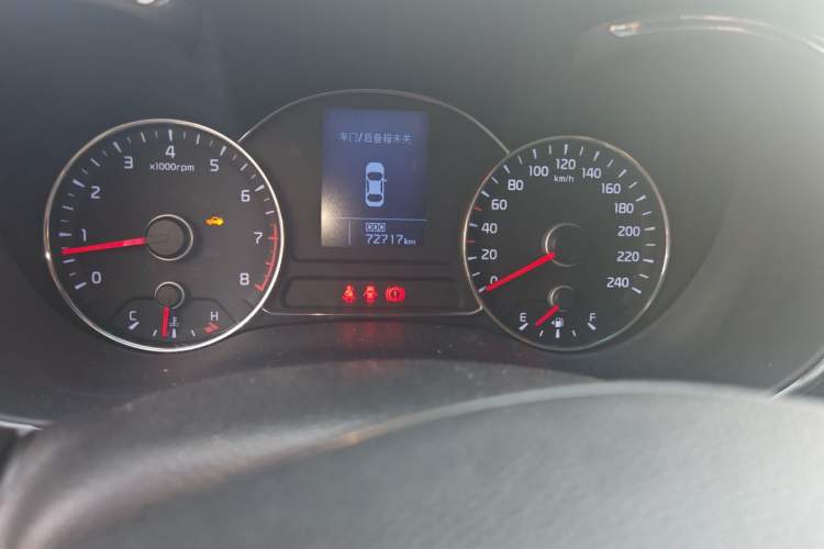 Used Kia K3 2015 1.6L Manual GLS Odometer Close Up
