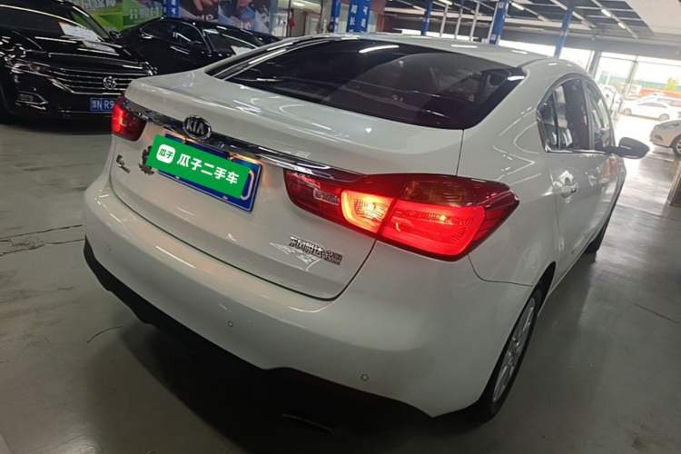 Used Kia K3 2015 1.6L Automatic DLX Rear Right 45 Deg
