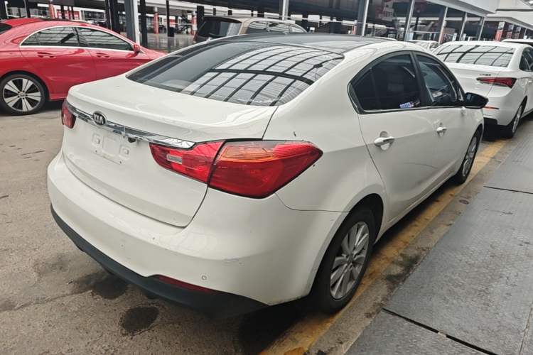 Used Kia K3 2015 1.6L Automatic GLS Rear Right 45 Deg