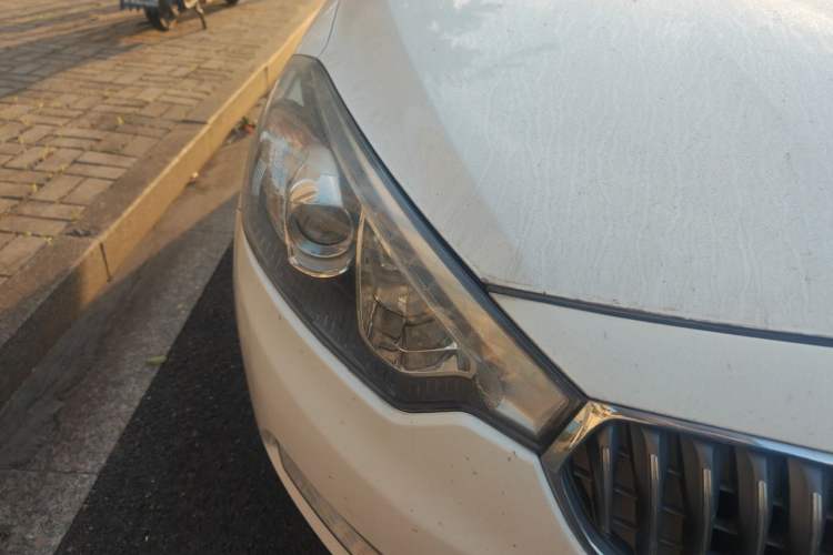 Used Kia K3 2015 1.6L Automatic GLS Right Front Headlight