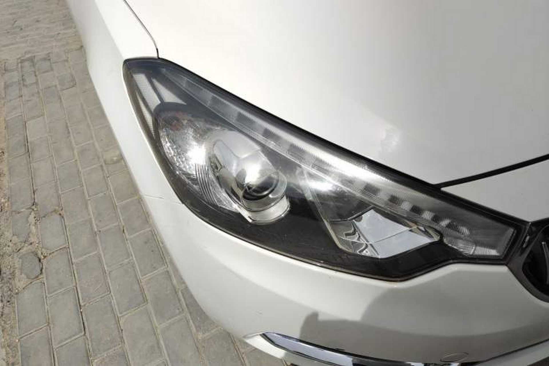 Used Kia K3 2015 1.6L Automatic GLS Right Front Headlight