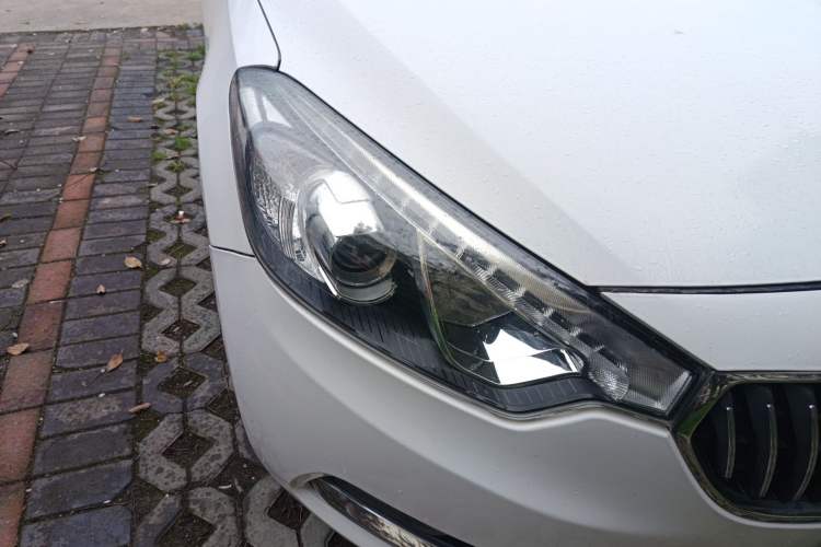 Used Kia K3 2015 1.6L Automatic GLS Right Front Headlight