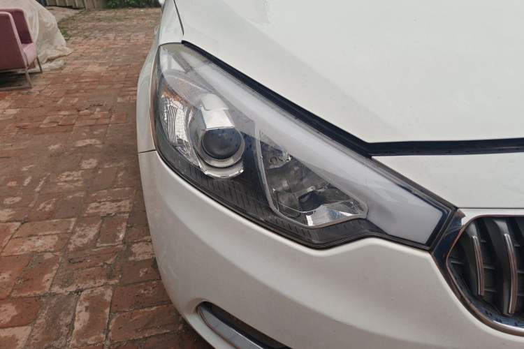 Used Kia K3 2015 1.6L Automatic GL Right Front Headlight