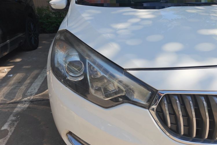 Used Kia K3 2015 1.6L Automatic DLX Right Front Headlight