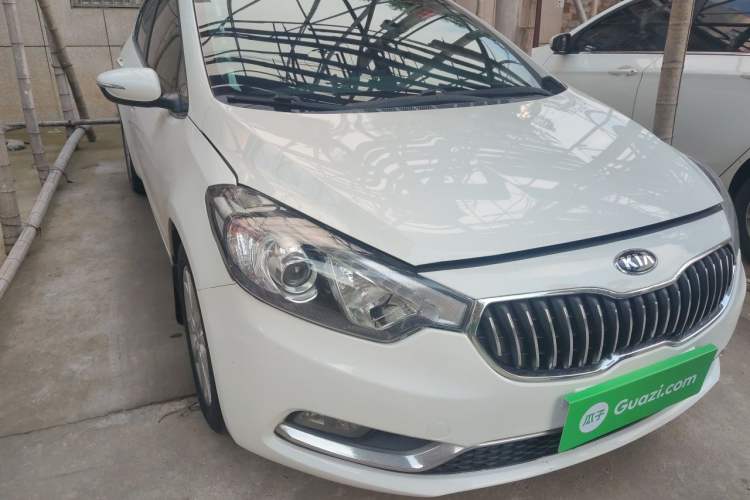 Used Kia K3 2015 1.6L Automatic GLS Right Front Headlight