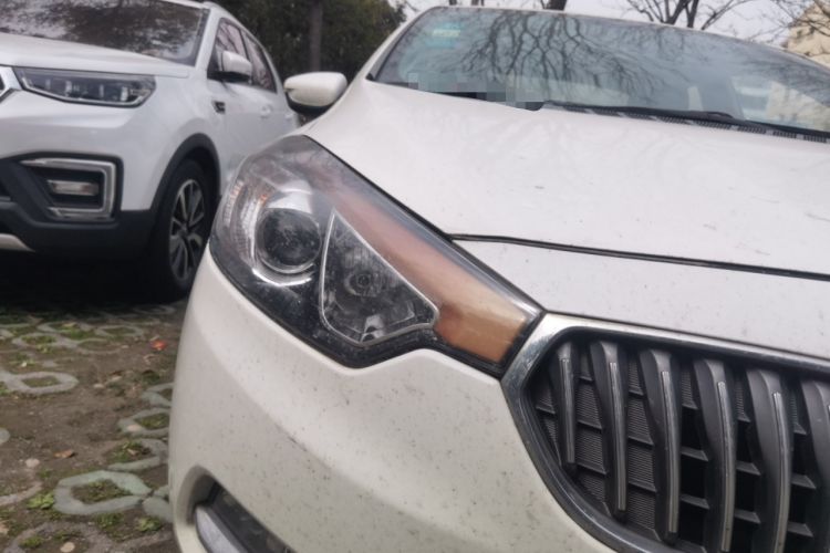 Used Kia K3 2015 1.6L Manual GL Right Front Headlight