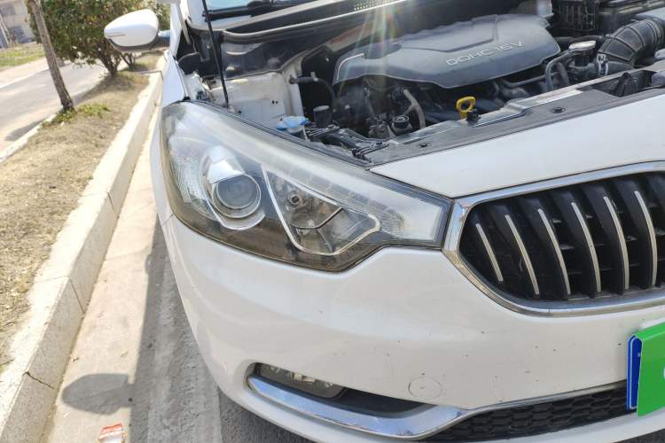 Used Kia K3 2015 1.6L Automatic GLS Right Front Headlight
