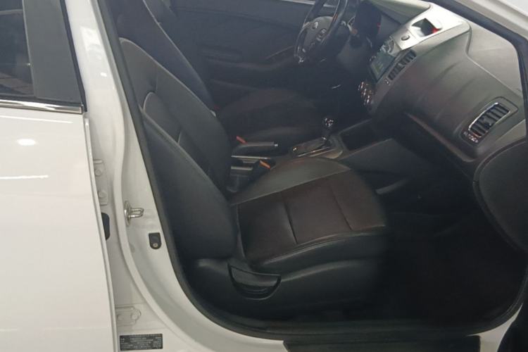 Used Kia K3 2015 1.6L Automatic GLS Right Front Seat