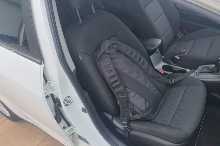 Used Kia K3 2015 1.6L Automatic GLS Right Front Seat