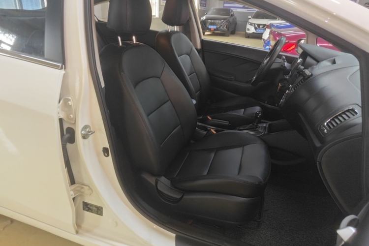 Used Kia K3 2015 1.6L Automatic GL Right Front Seat