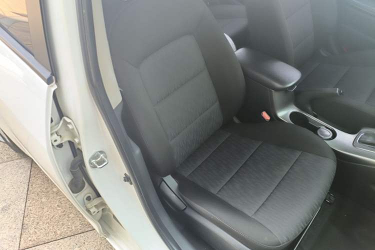 Used Kia K3 2015 1.6L Automatic GL Right Front Seat