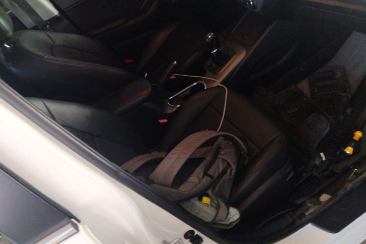 Used Kia K3 2015 1.6L Manual GLS Right Front Seat
