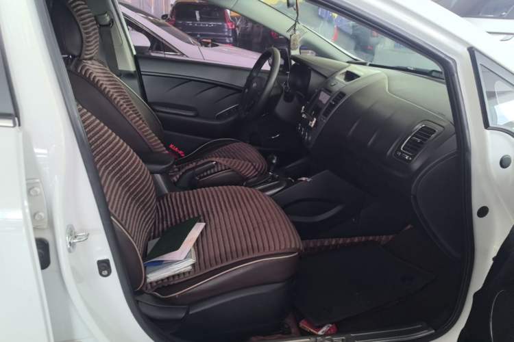 Used Kia K3 2015 1.6L Automatic GLS Right Front Seat