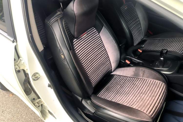 Used Kia K3 2015 1.6L Manual GLS Right Front Seat