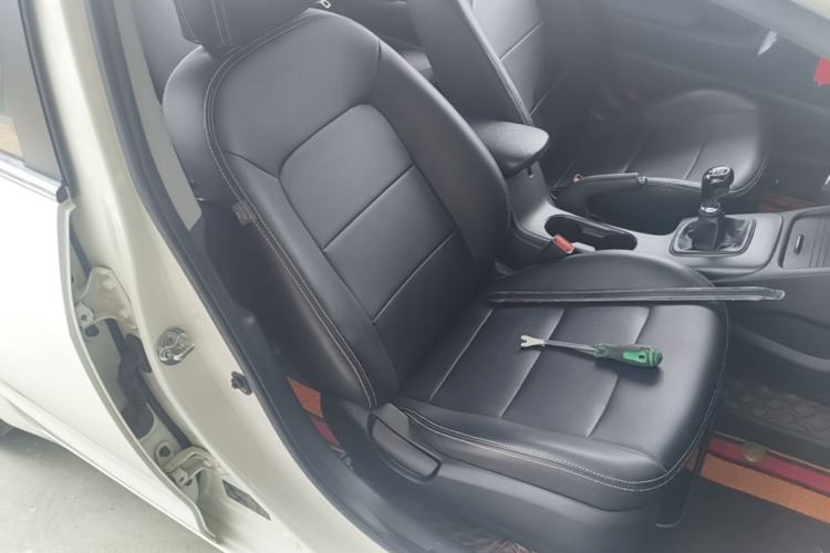 Used Kia K3 2015 1.6L Manual GLS Right Front Seat