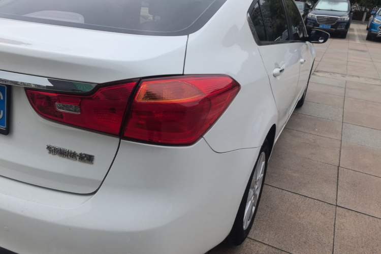 Used Kia K3 2015 1.6L Automatic GLS Right Rear Taillight