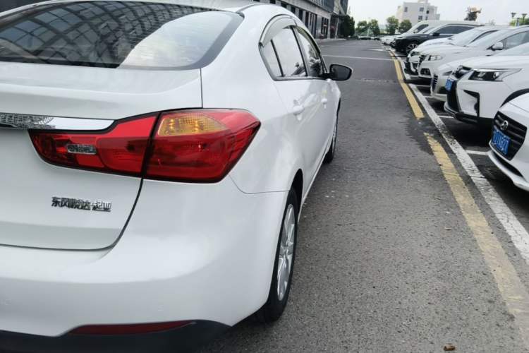 Used Kia K3 2015 1.6L Automatic GL Right Rear Taillight