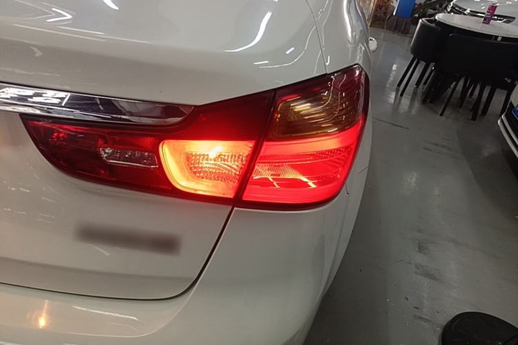 Used Kia K3 2015 1.6L Automatic DLX Right Rear Taillight