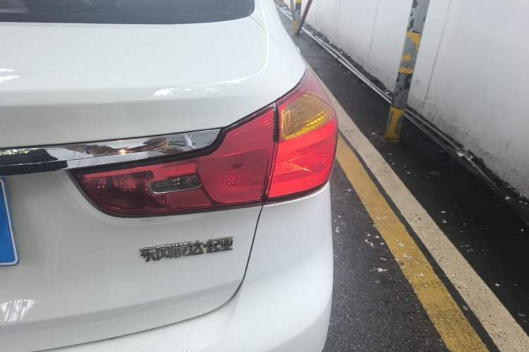 Used Kia K3 2015 1.6L Automatic GL Right Rear Taillight