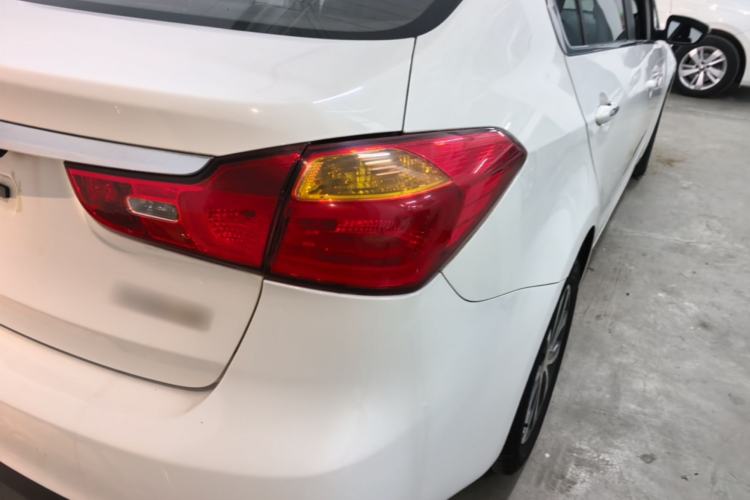 Used Kia K3 2015 1.6L Automatic GLS Right Rear Taillight