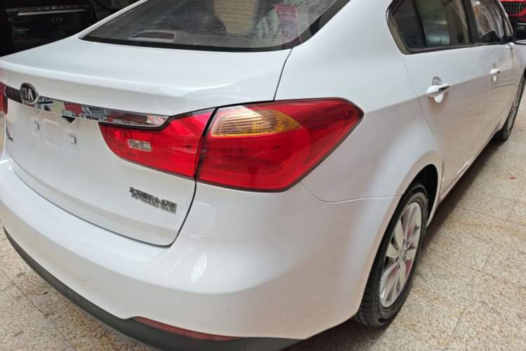 Used Kia K3 2015 1.6L Manual GLS Right Rear Taillight