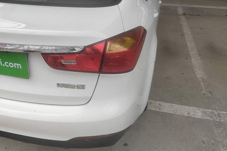 Used Kia K3 2015 1.6L Automatic GL Right Rear Taillight