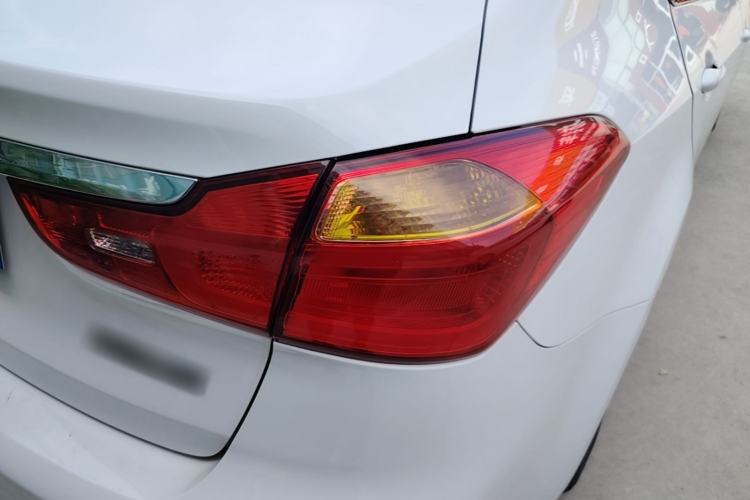 Used Kia K3 2015 1.6L Automatic GL Right Rear Taillight