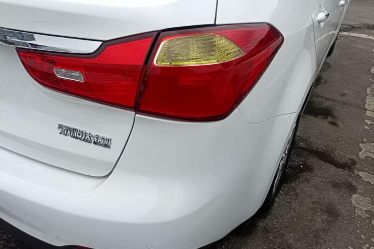 Used Kia K3 2015 1.6L Manual GLS Right Rear Taillight